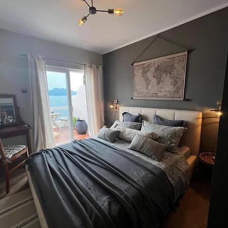 Nautilus Apartment *